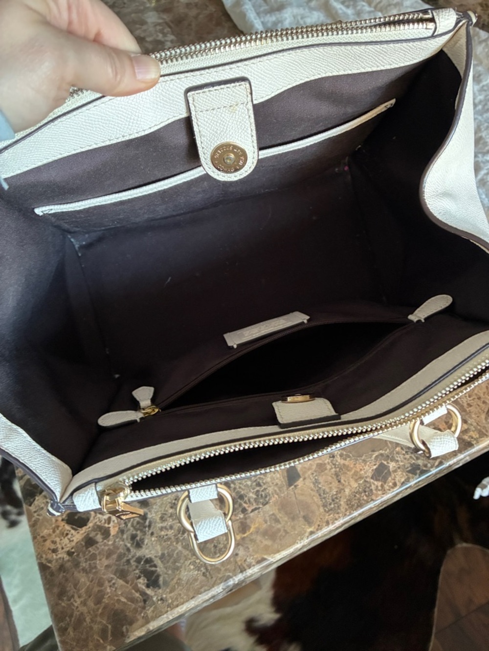 White Coach leather purse (Crosby Carryall?) - Picture 7 of 14